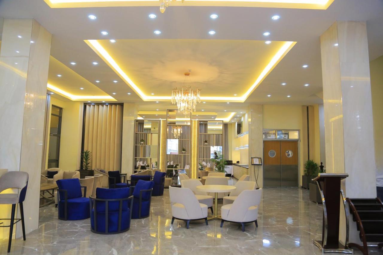 Triple E Hotel And Spa Addis Abeba Esterno foto