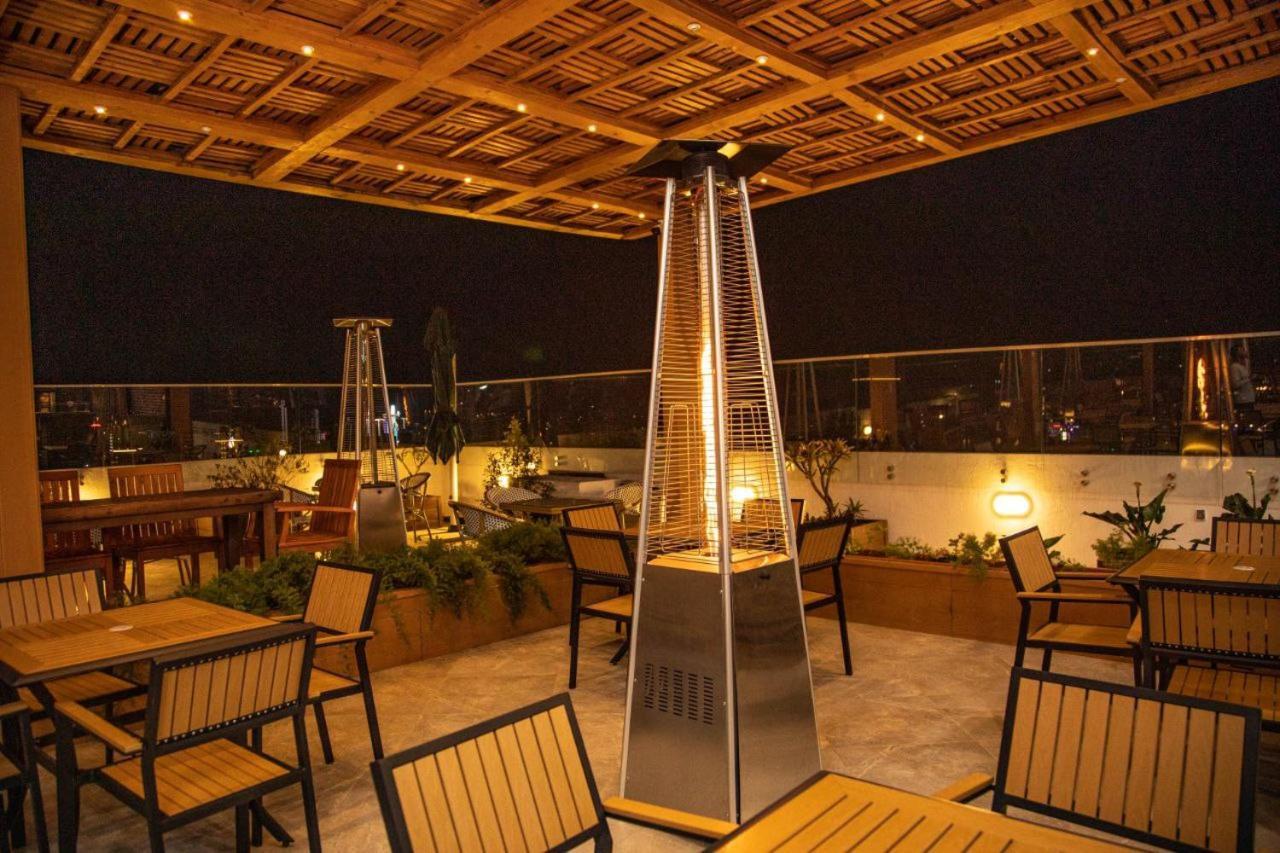 Triple E Hotel And Spa Addis Abeba Esterno foto